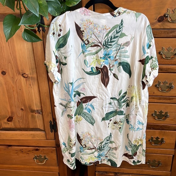 🍁H&M tunic top or beach coverup with flowers & leaves print - Picture 3 of 10